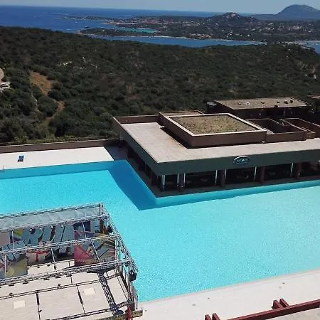 호텔 Villaggio Club Cugnana Verde 3*