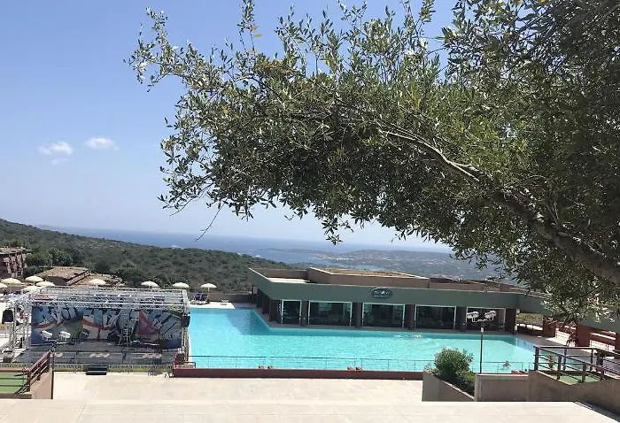 Villaggio Club Cugnana Verde Szálloda